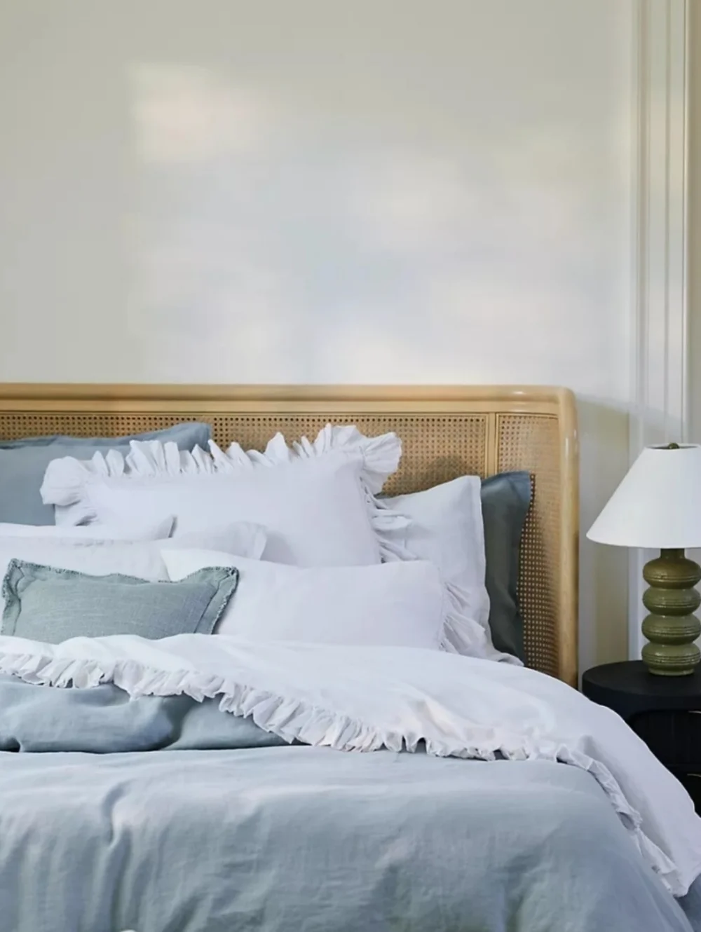 Organic Cotton Spa Sateen Ruffled Duvet Cover